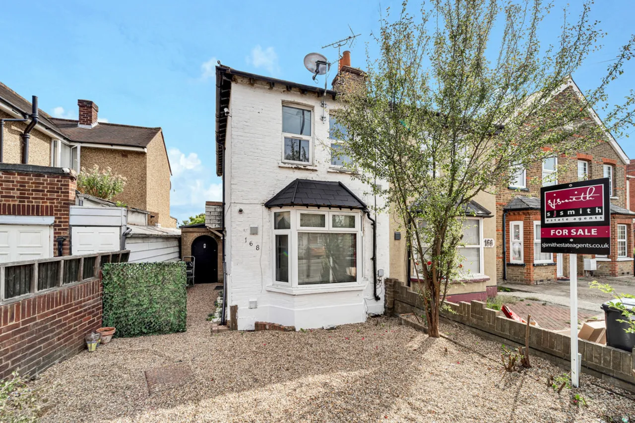 3 bed house for sale, Hatton Road, Feltham