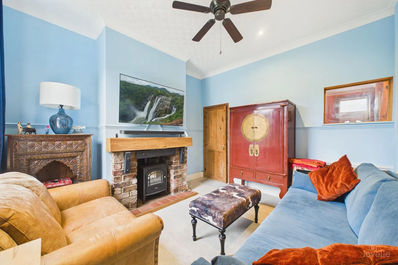 3 bed house for sale, Newport, Barton-Upon-Humber, DN18
