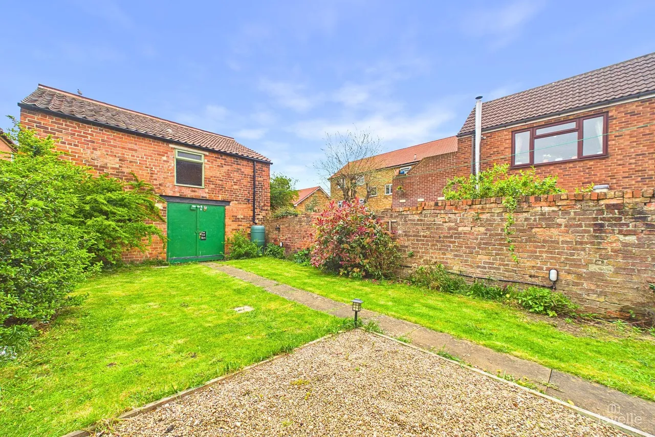 Newport, Barton-Upon-Humber, DN18, photo 4