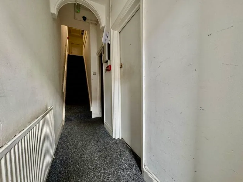 Stockwood Crescent, Luton LU1 3SS, photo 4