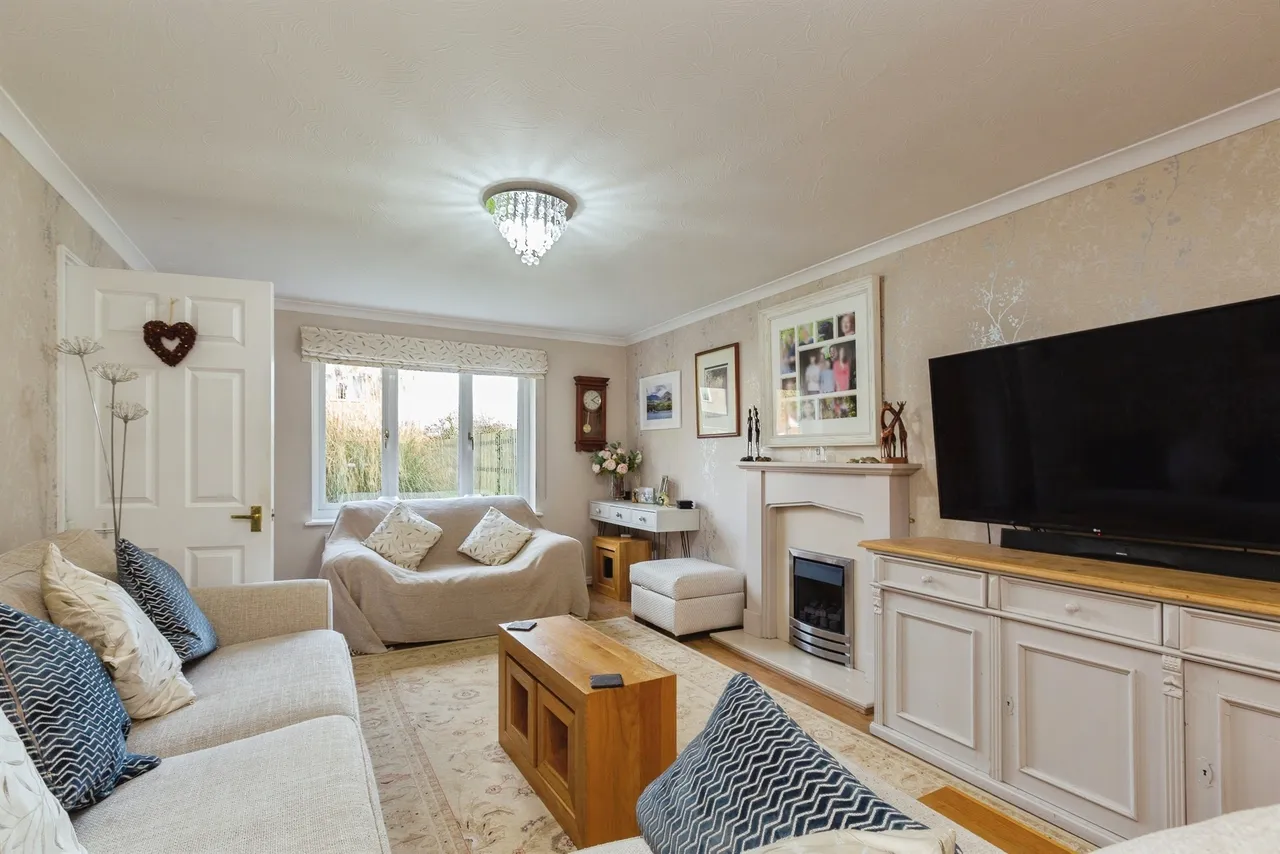 Sheerstock, Haddenham, HP17, photo 6