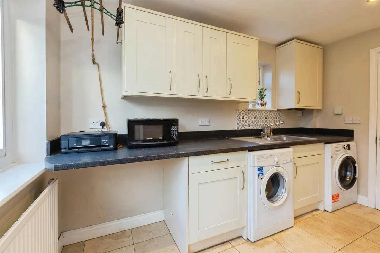 Sheerstock, Haddenham, HP17, photo 10