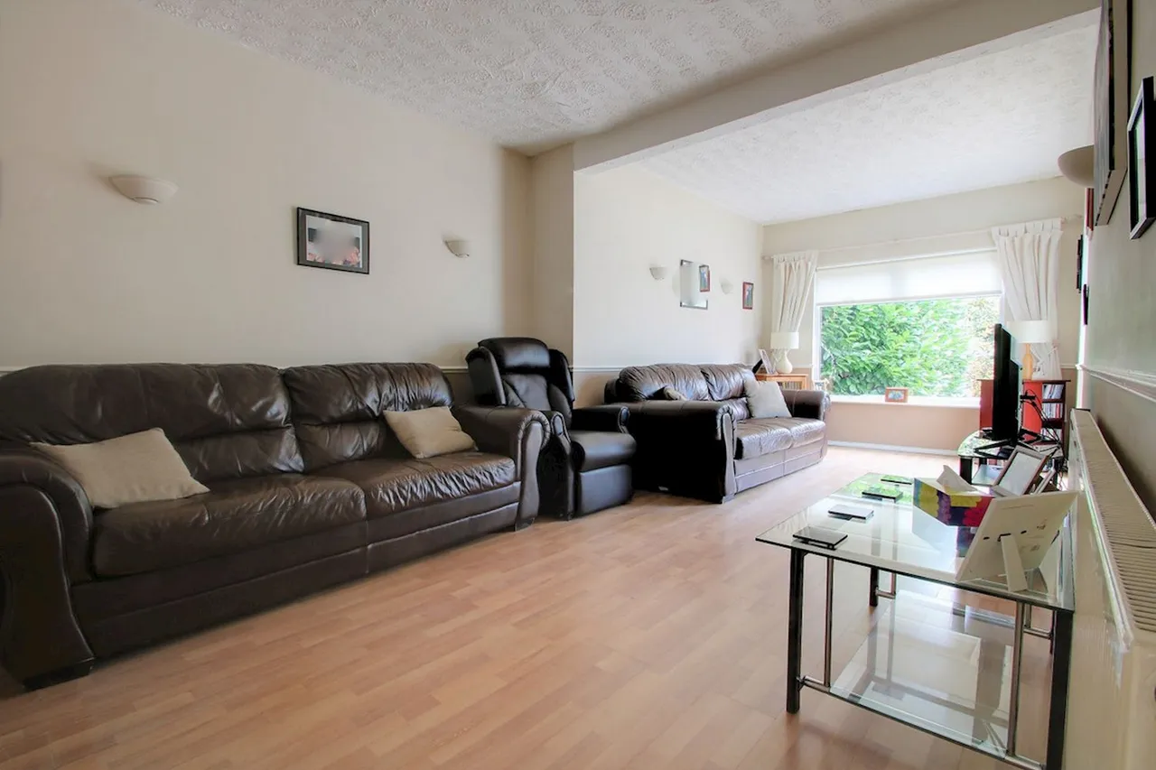 Kenilworth Gardens, Hornchurch, RM12, photo 8