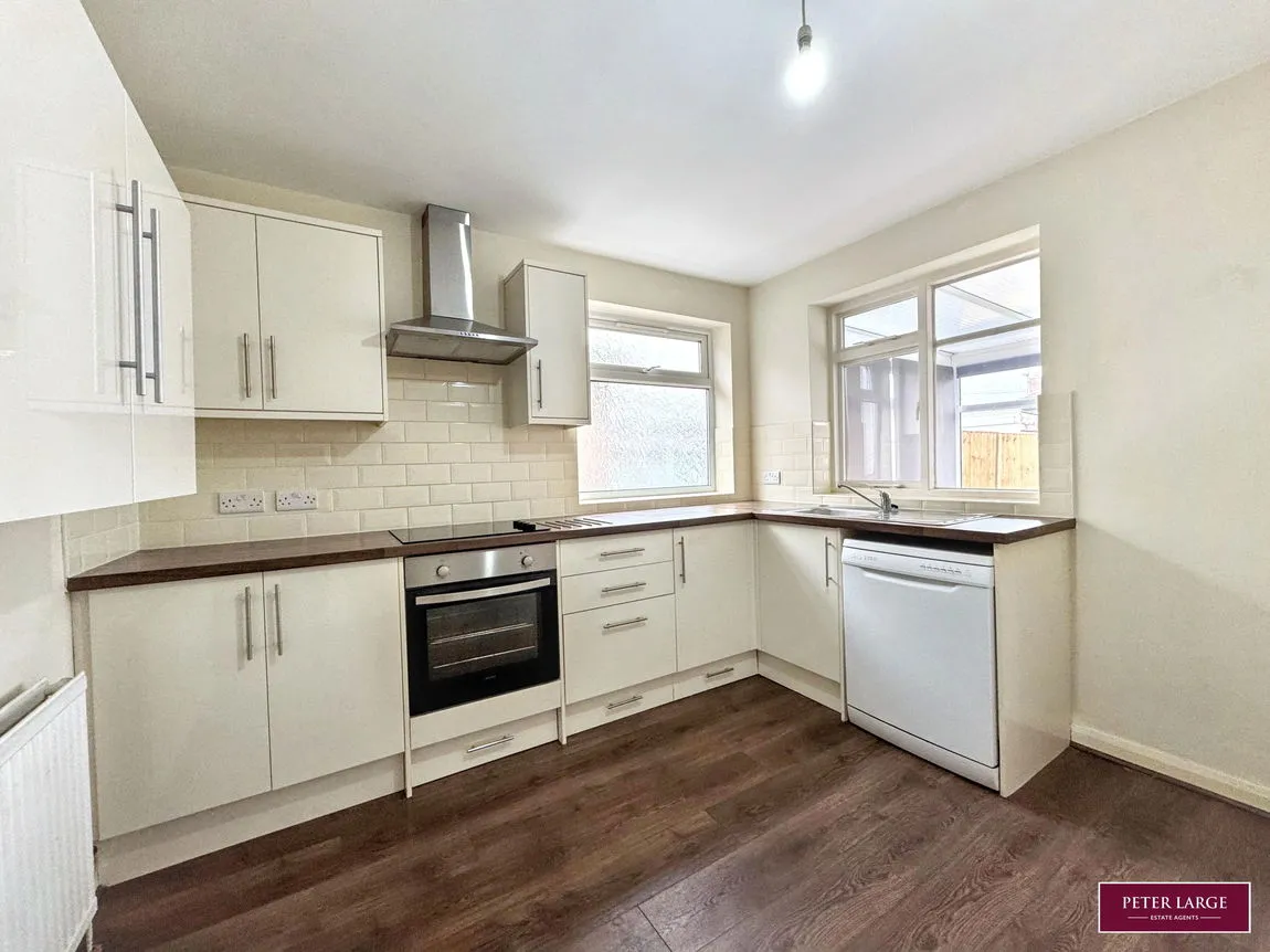 Arfon Avenue, Prestatyn, Denbighshire, LL19 7EN, photo 2