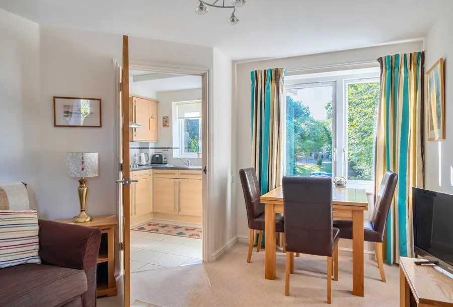 Overnhill Road, Bristol, BS16, photo 13
