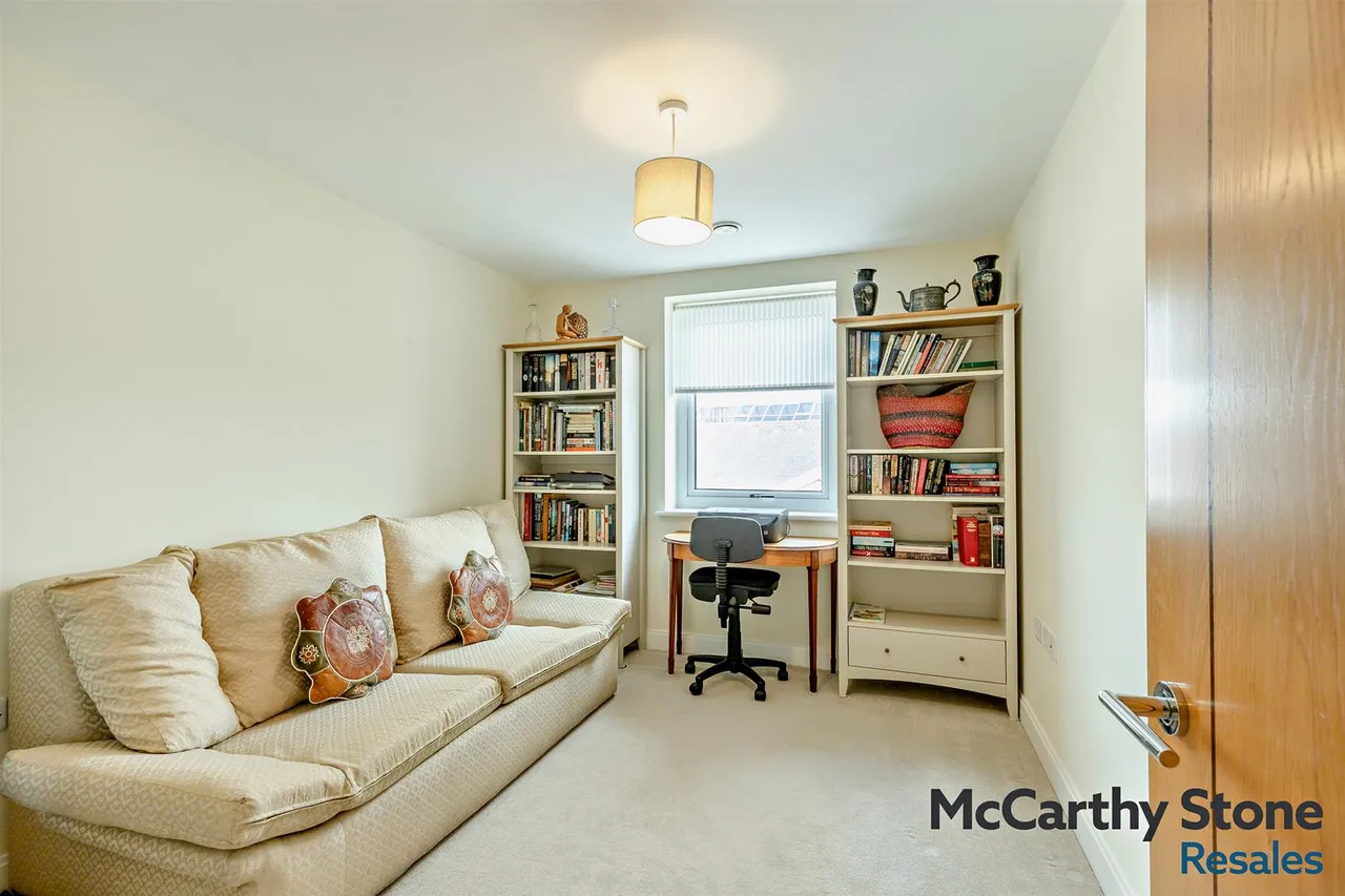 Primett Road, Stevenage, SG1, photo 12