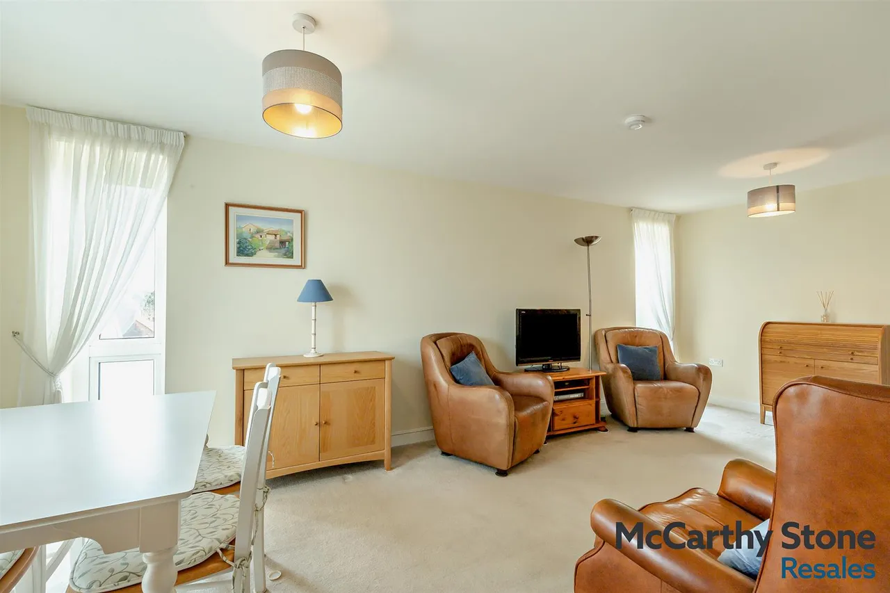 Primett Road, Stevenage, SG1, photo 3