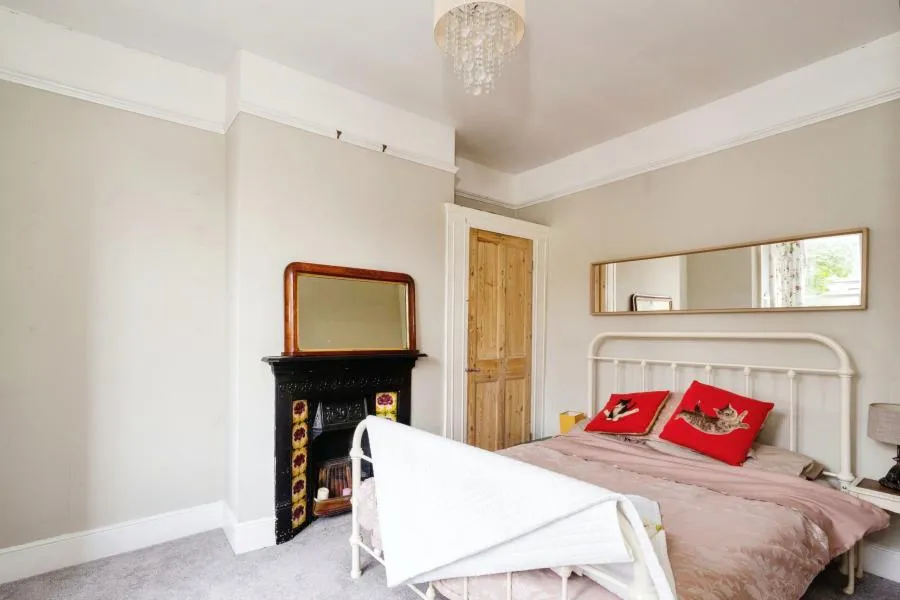 Goodman Road, London, E10, photo 9