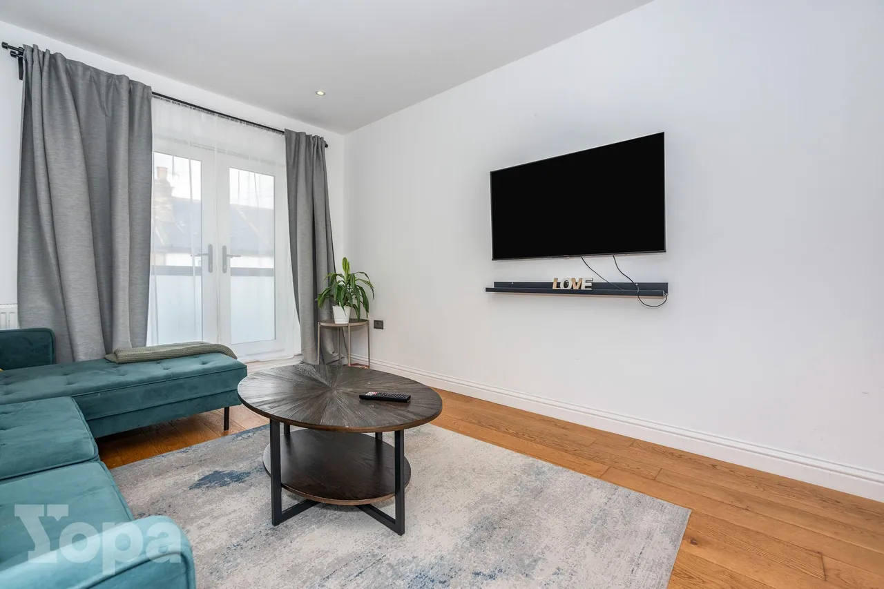 East Road, Welling, DA16, photo 8