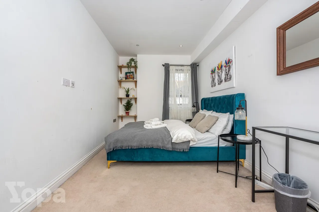 East Road, Welling, DA16, photo 12
