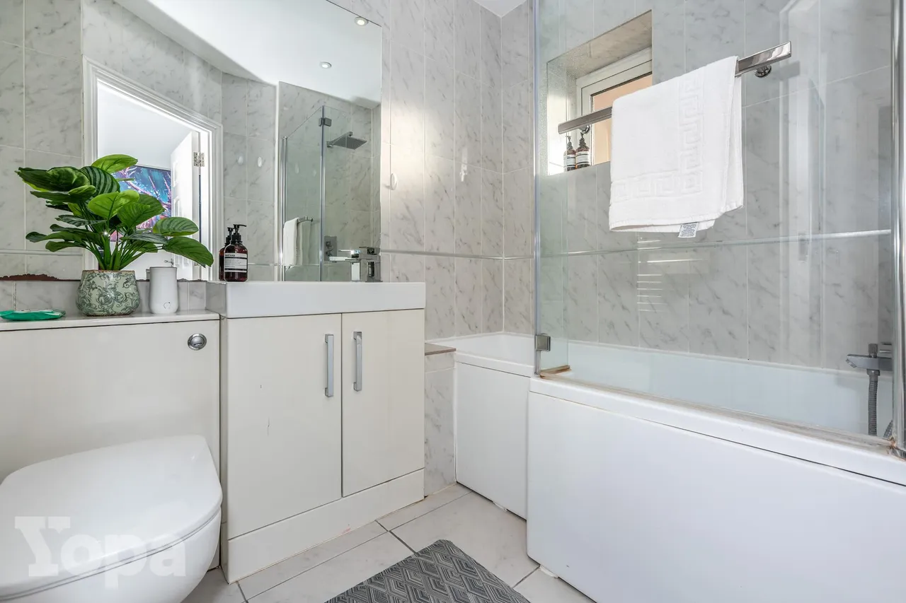 East Road, Welling, DA16, photo 14