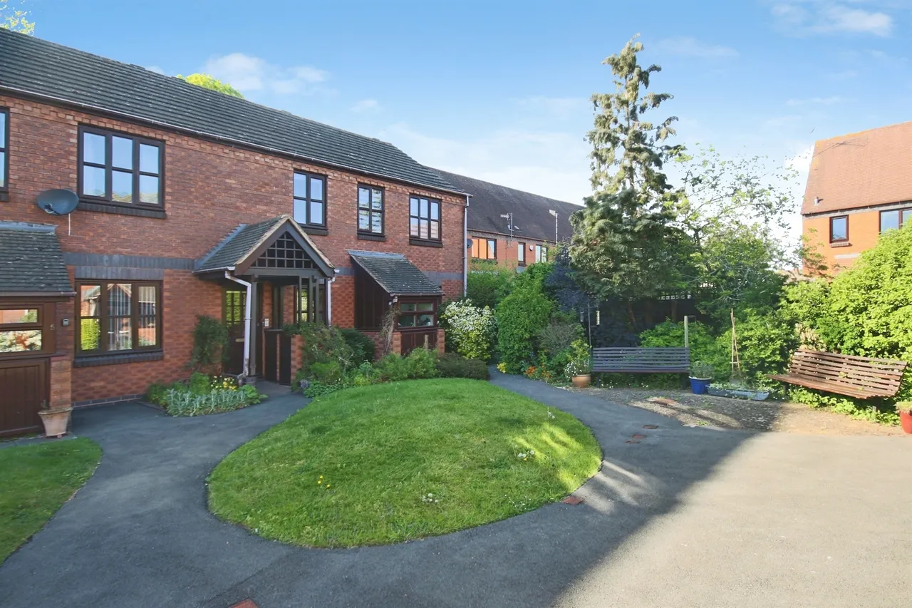 Saffron Meadow, Stratford-Upon-Avon, CV37, photo 12