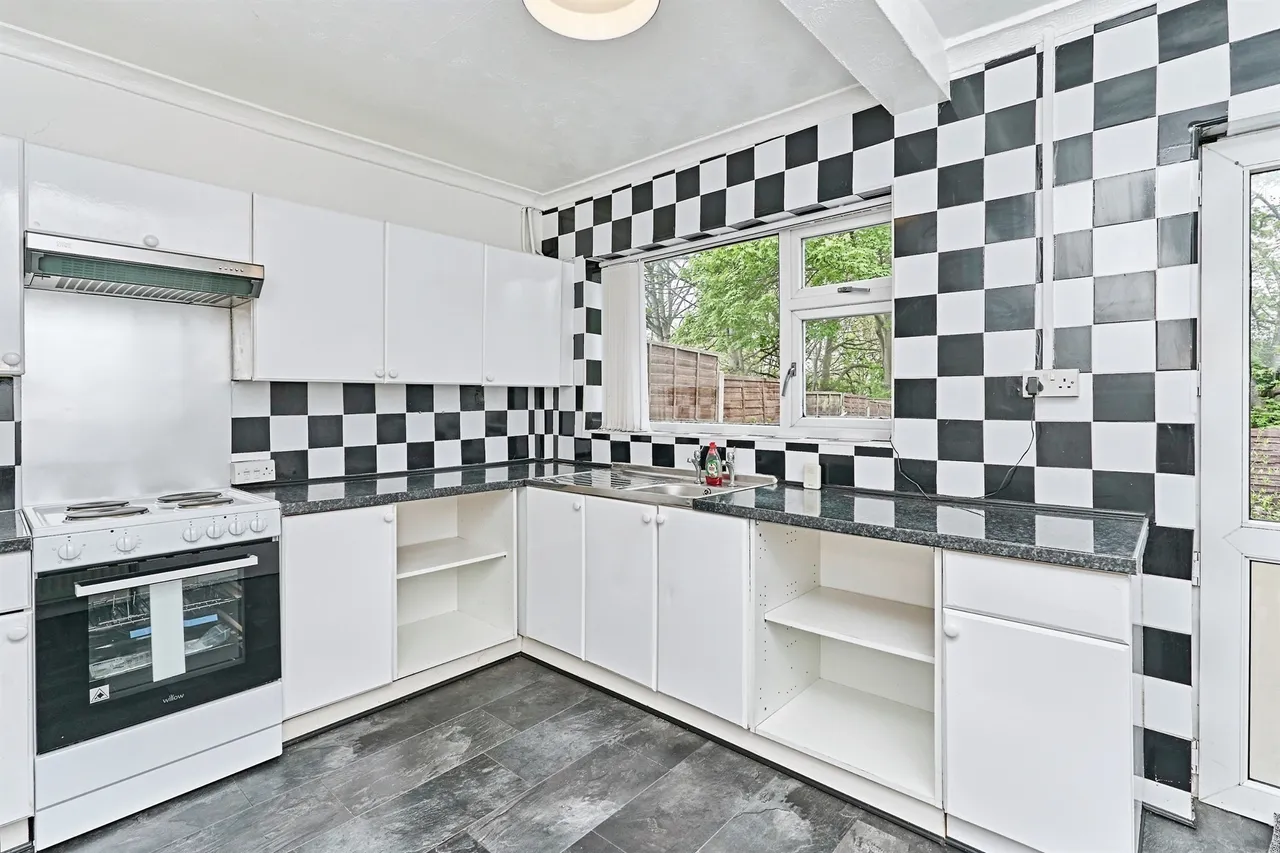 Aston Road, Willenhall, WV13, photo 5