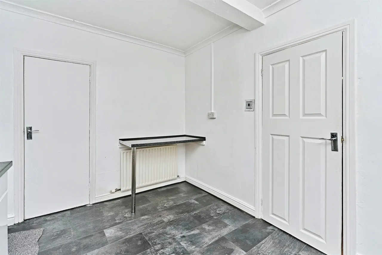 Aston Road, Willenhall, WV13, photo 8