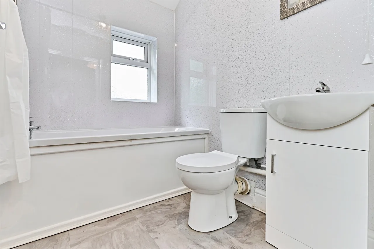 Aston Road, Willenhall, WV13, photo 16