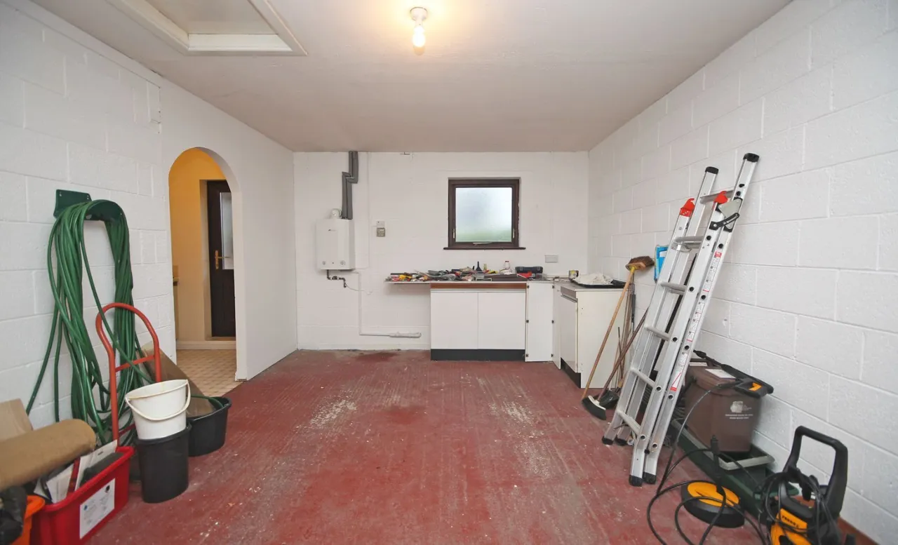 Llys Y Rhos, Rhostrehwfa, photo 22