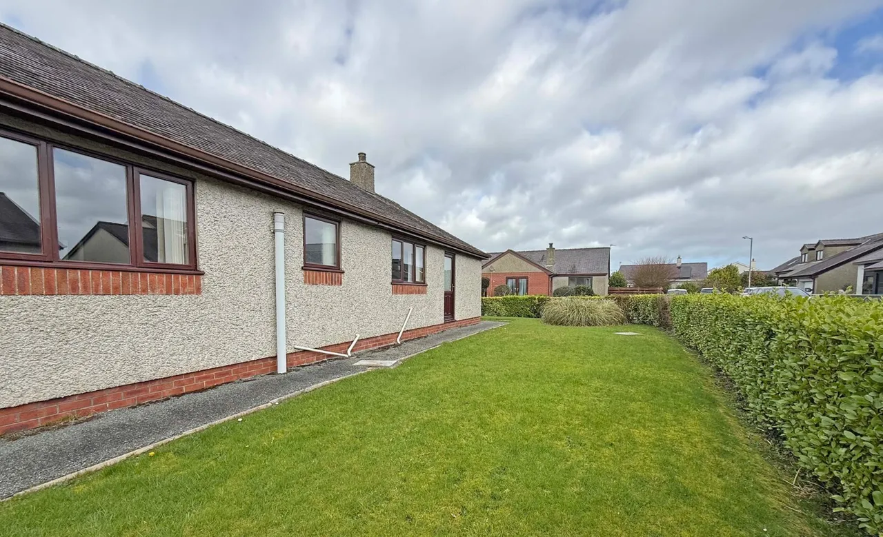 Llys Y Rhos, Rhostrehwfa, photo 5
