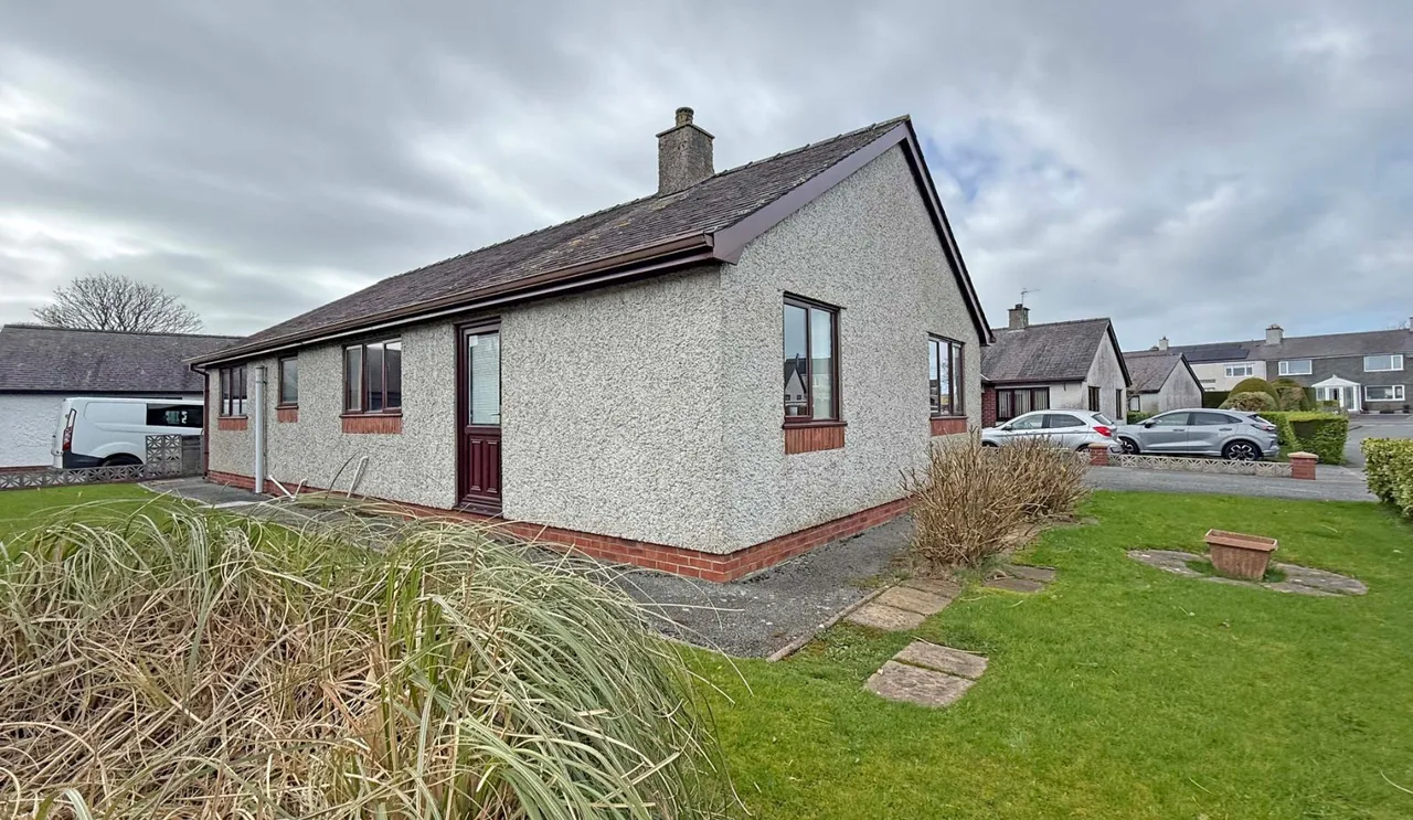 Llys Y Rhos, Rhostrehwfa, photo 16