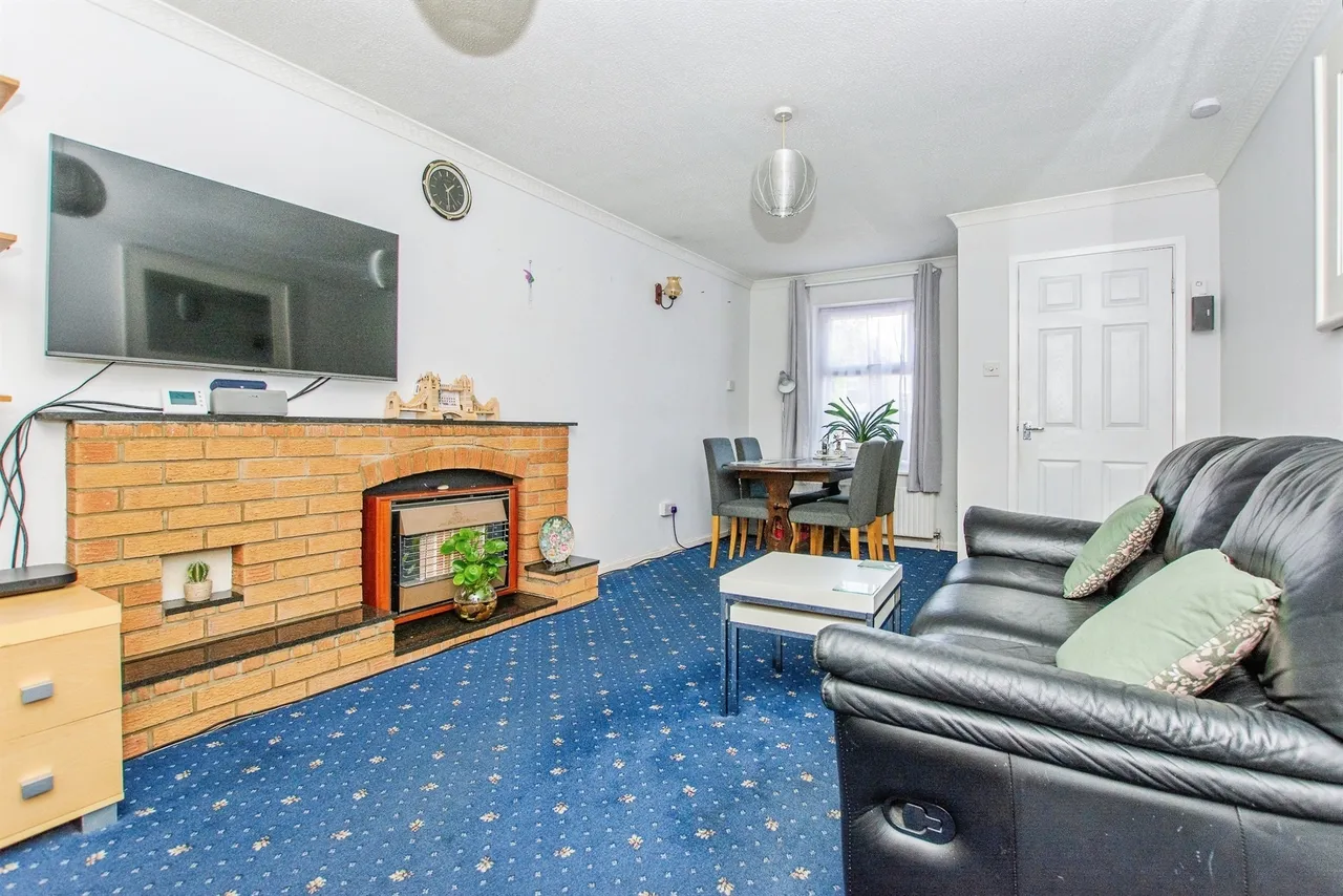 Mountbatten Drive, Leverington, Wisbech, photo 3