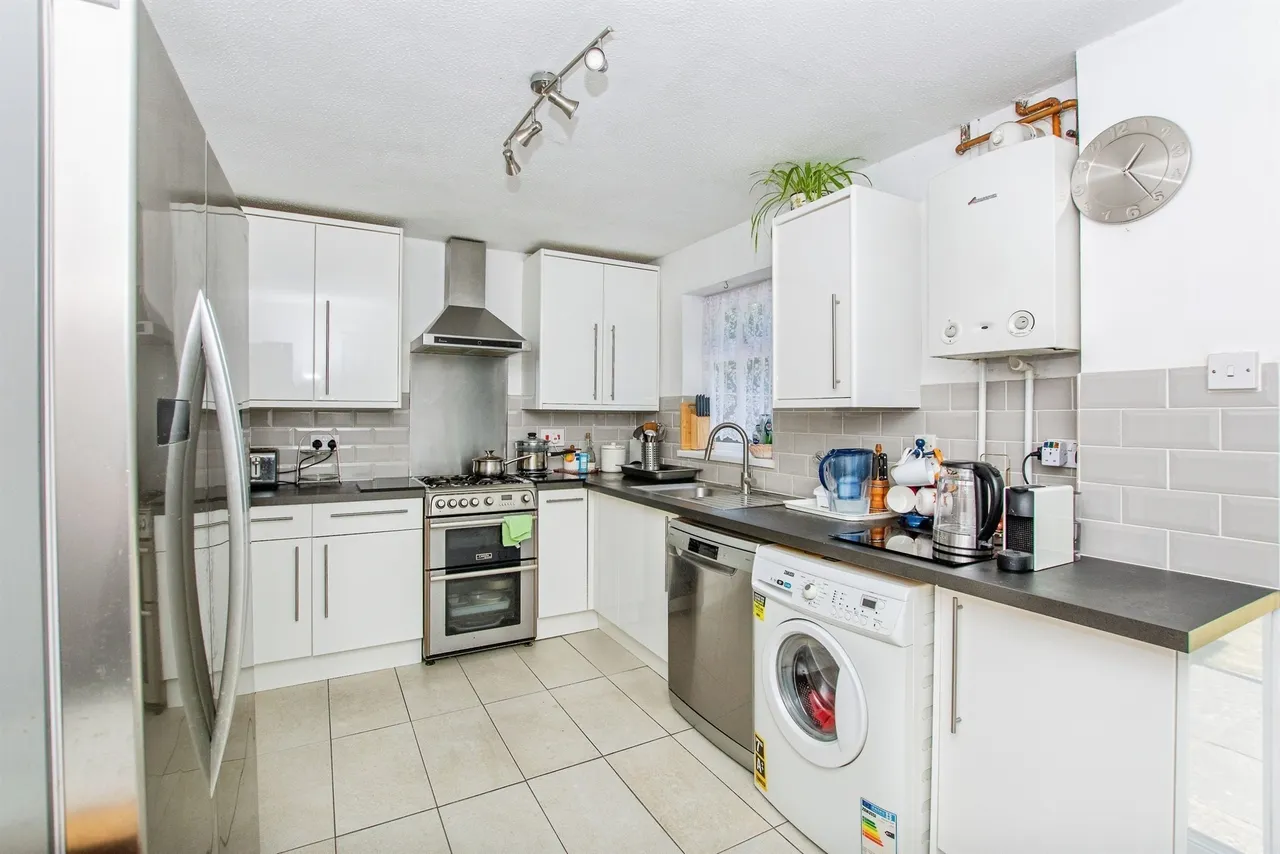Mountbatten Drive, Leverington, Wisbech, photo 2