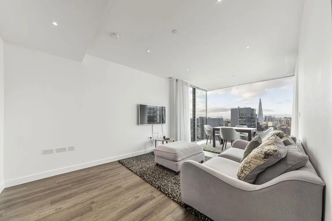 2 bed flat to rent — Alie Street, Aldgate East