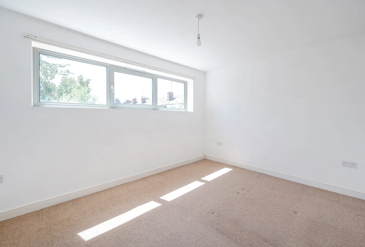 St. Pauls Road, Cheltenham, GL50 4EX, photo 4