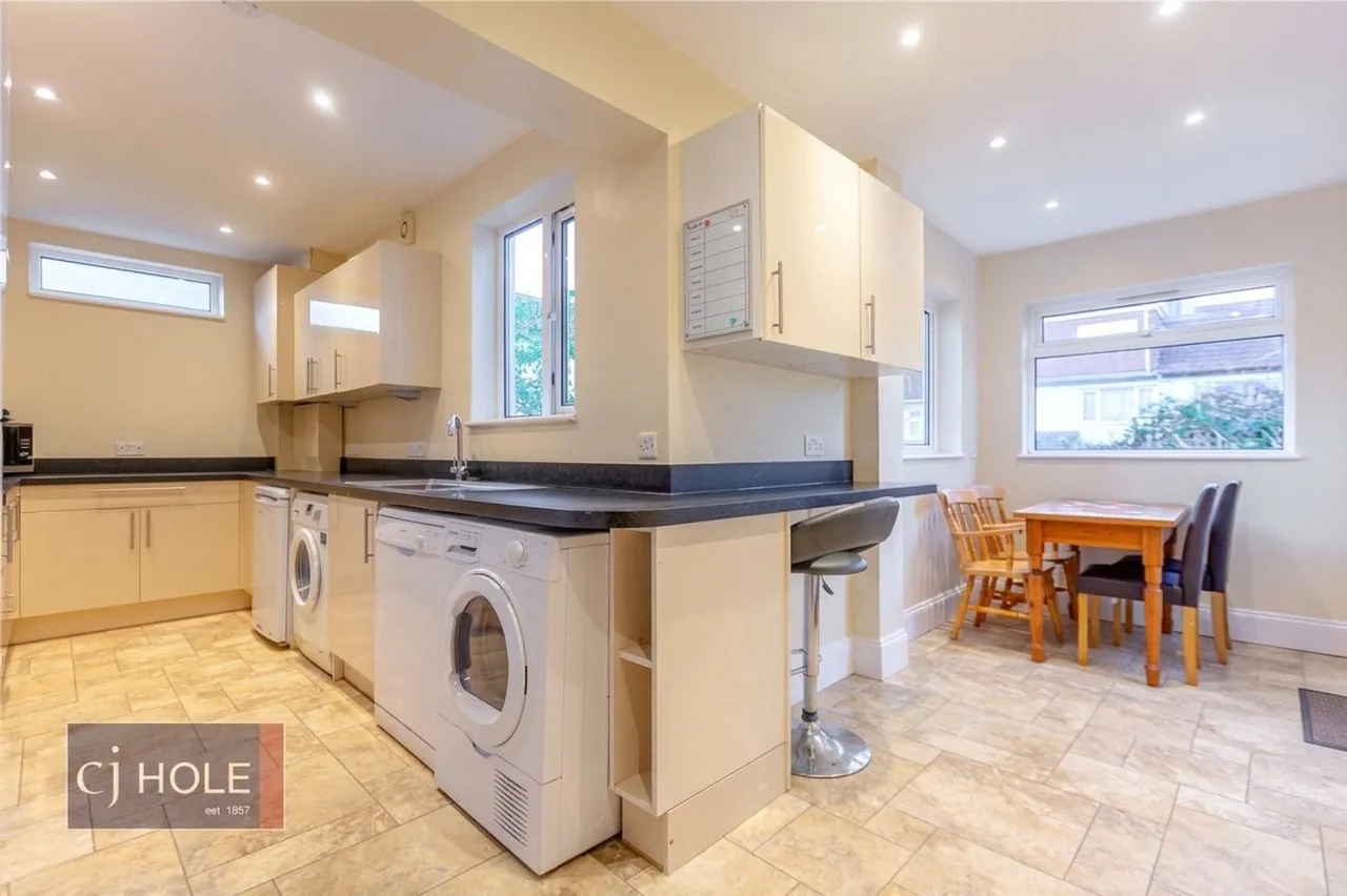 6 bed house to rent, Toronto Road, Horfield, BS7