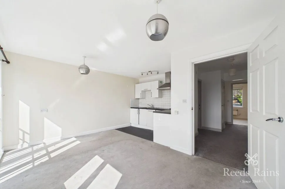 Woodhouse Road, Sheffield, S12, photo 3