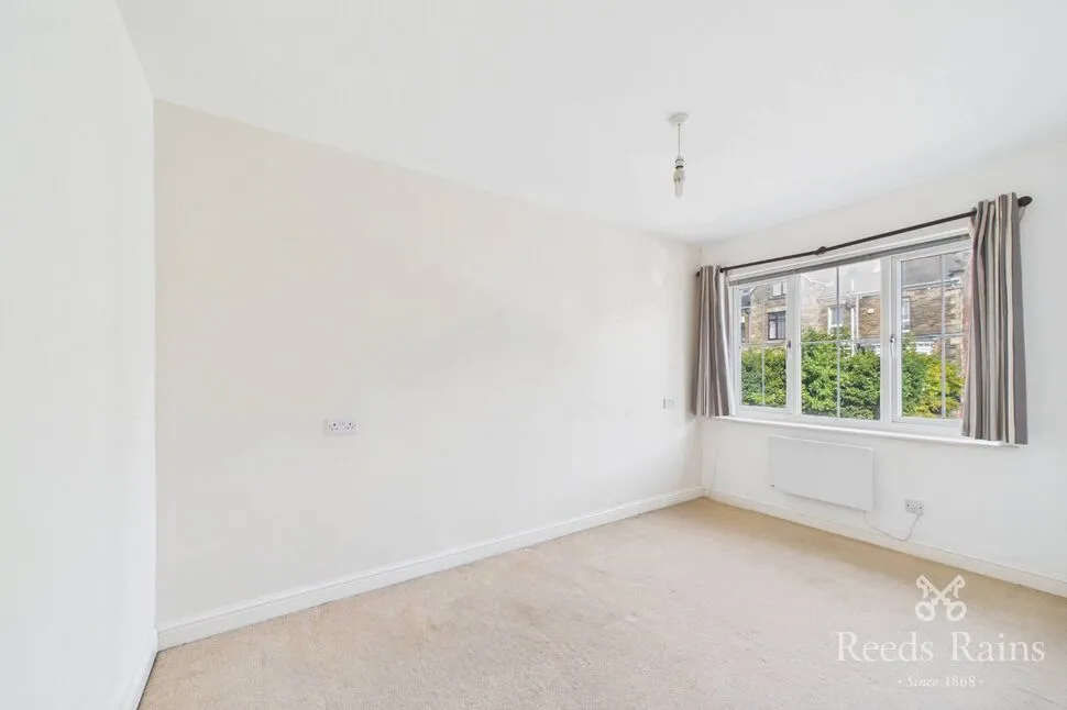 Woodhouse Road, Sheffield, S12, photo 2