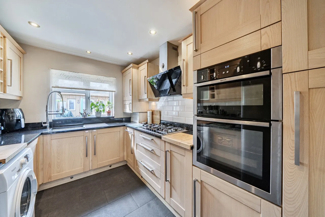 Northwood Road, CR7, photo 17