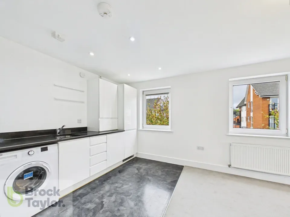 Lexington Drive, Haywards Heath, RH16, photo 14