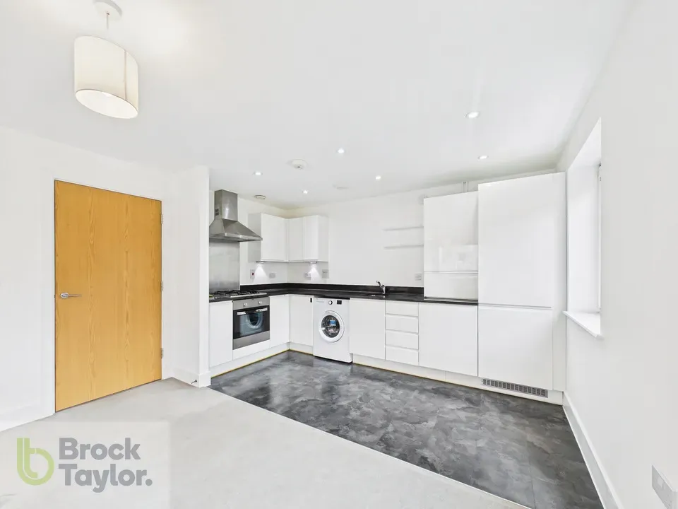 Lexington Drive, Haywards Heath, RH16, photo 9