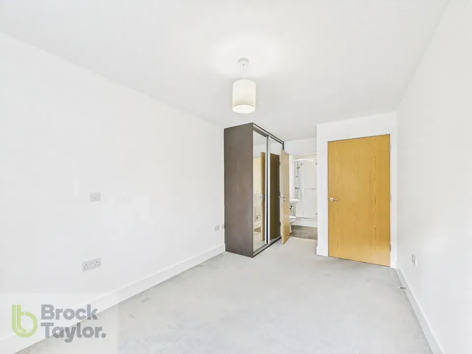 Lexington Drive, Haywards Heath, RH16, photo 5
