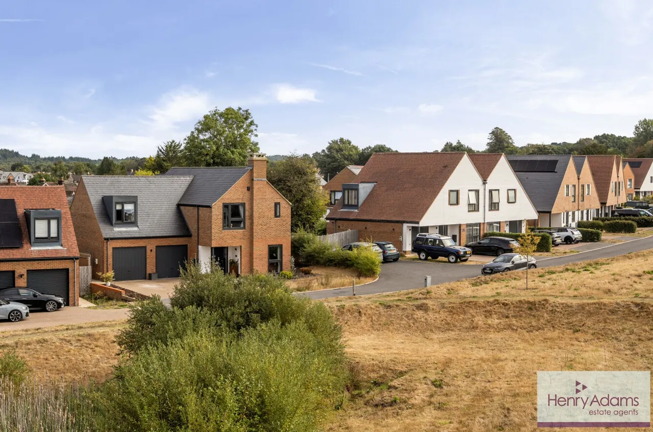 Francis Rose Way, Liss, GU33, photo 5