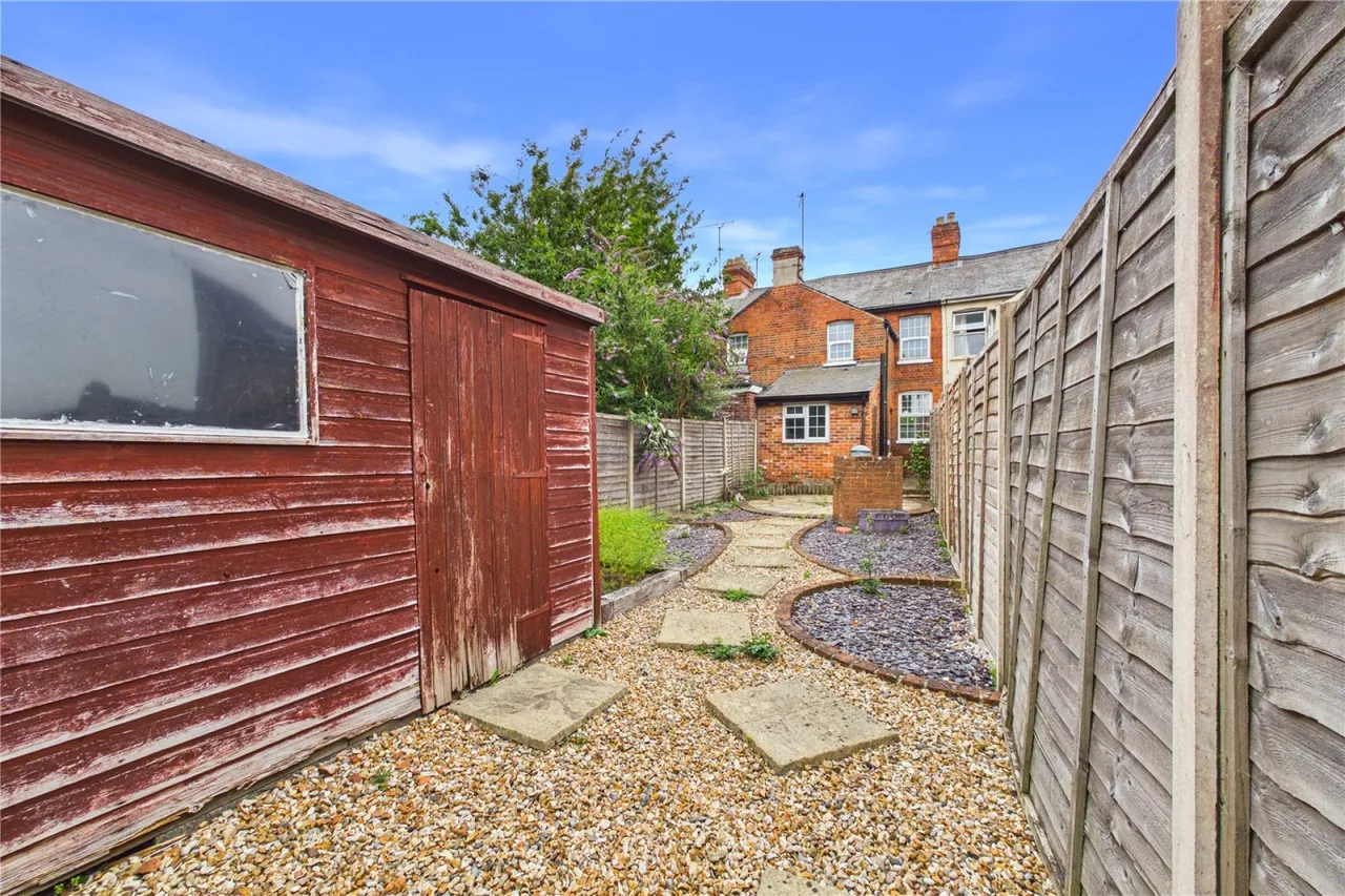 Kings Road, Newbury, RG14, photo 6