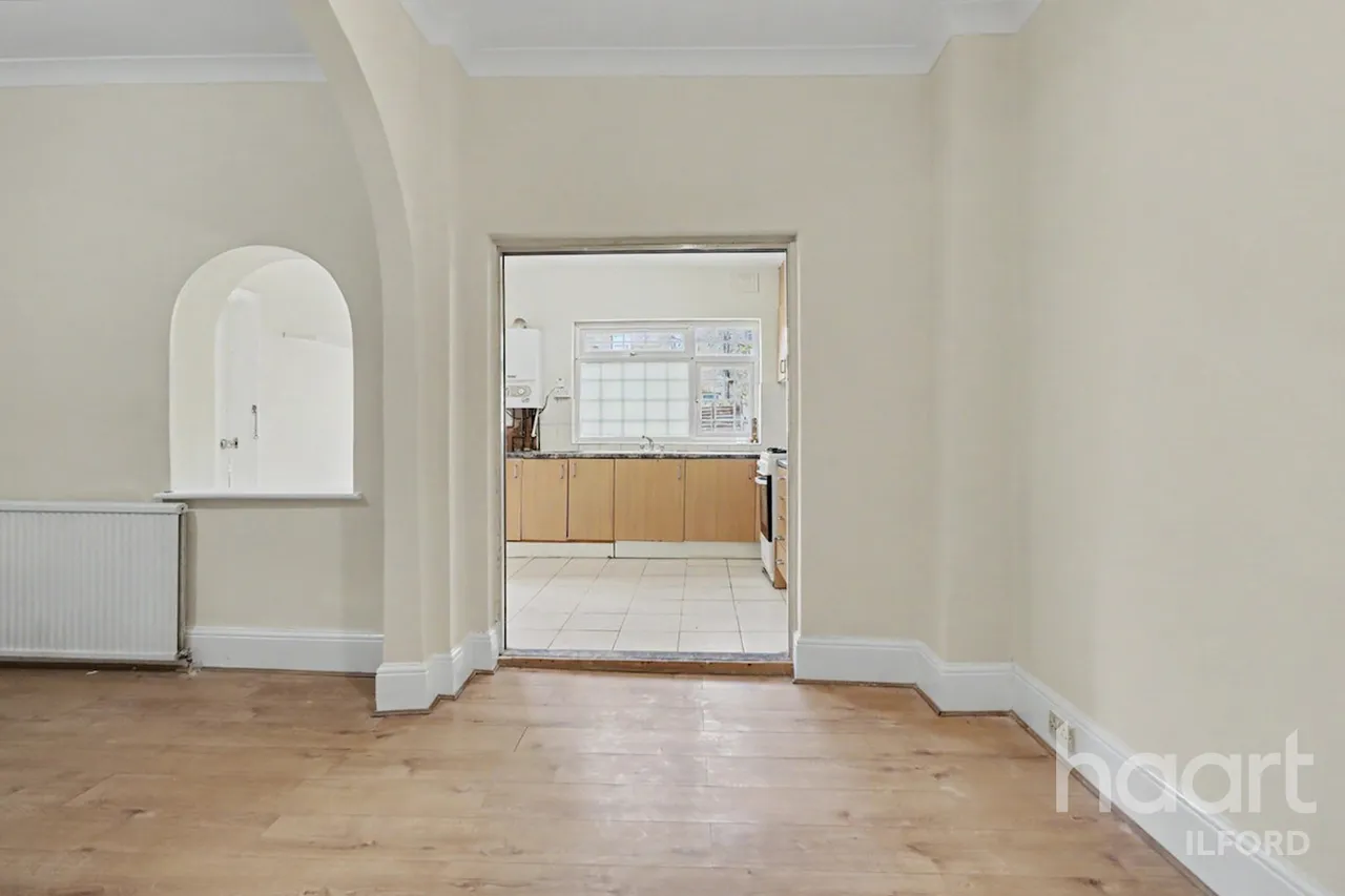 Grosvenor Road, Ilford, IG1, photo 11