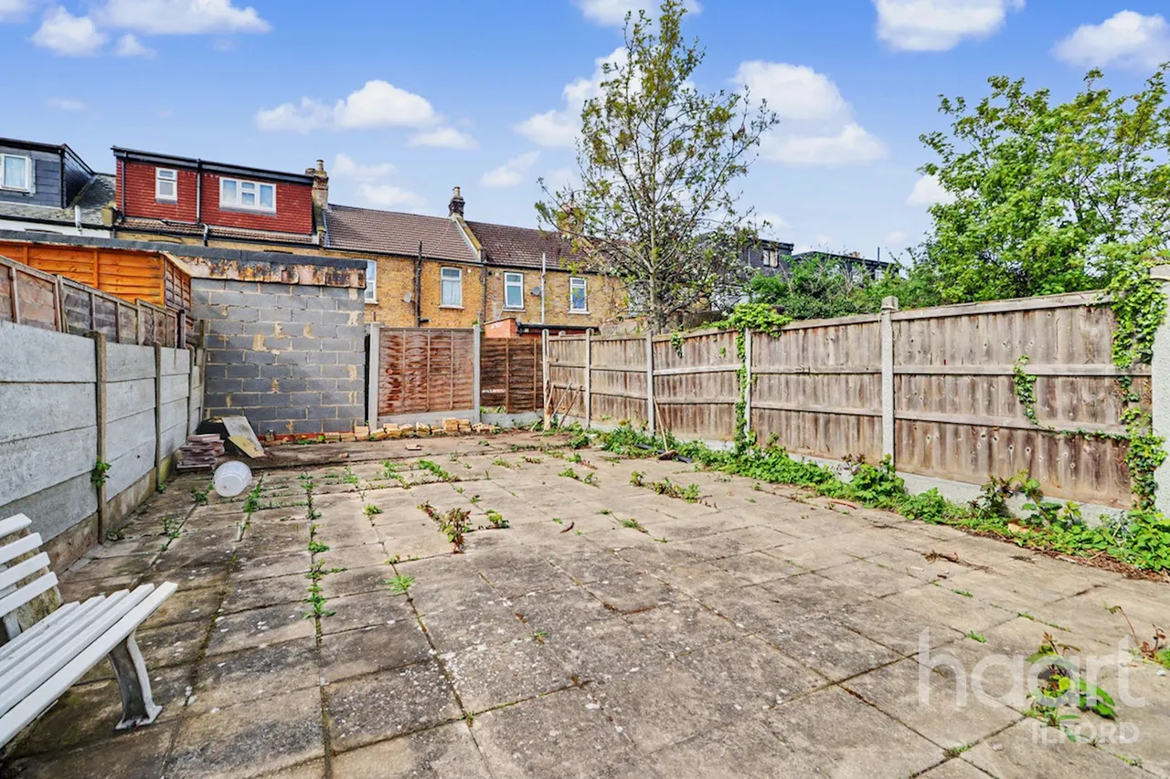 Grosvenor Road, Ilford, IG1, photo 20