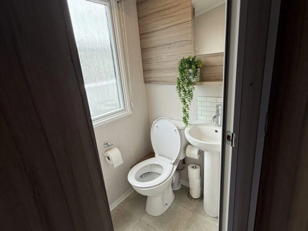 Towyn Road, Towyn, LL22, photo 6