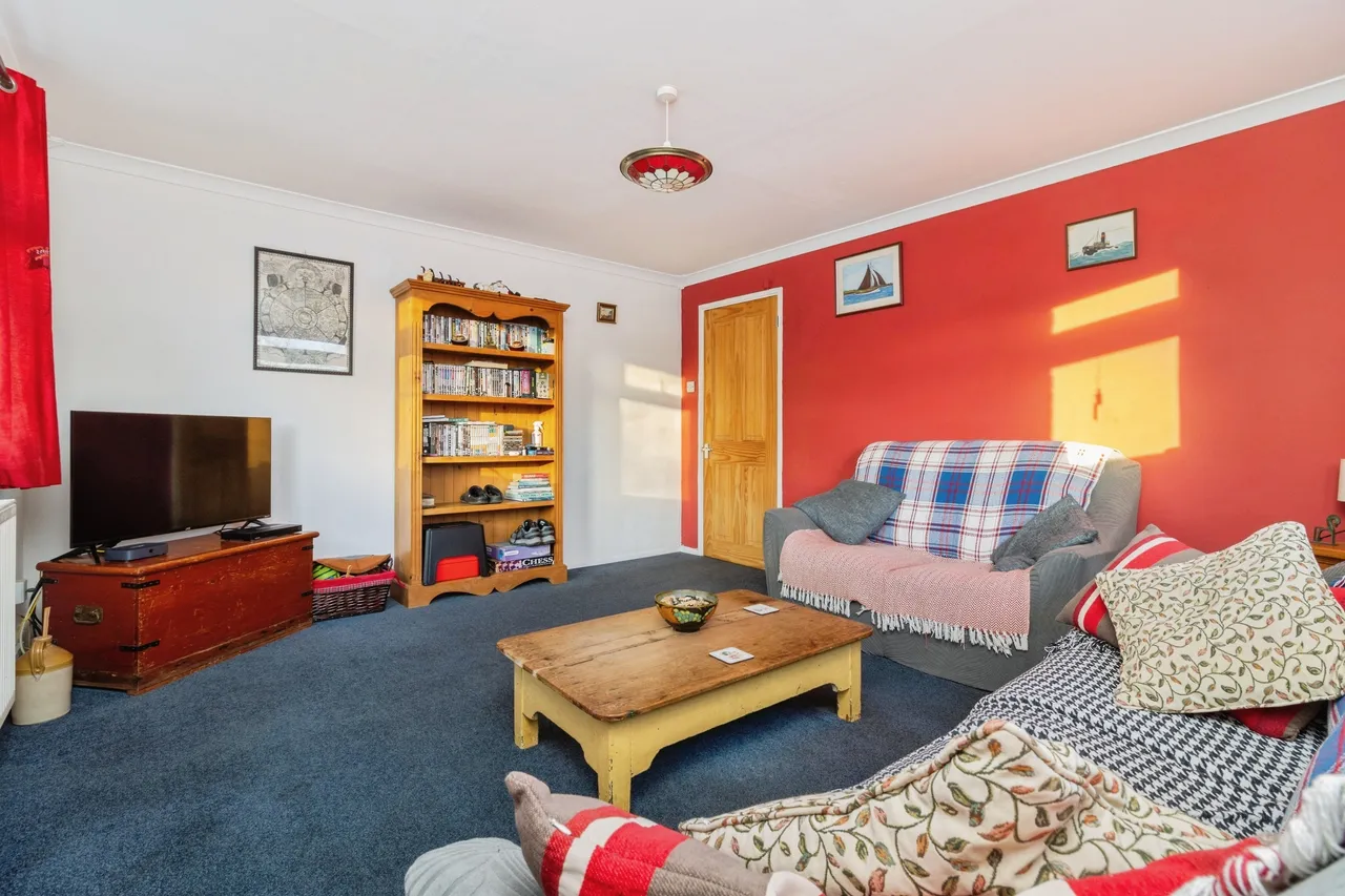 Alexandra Road, Bridport, DT6, photo 4