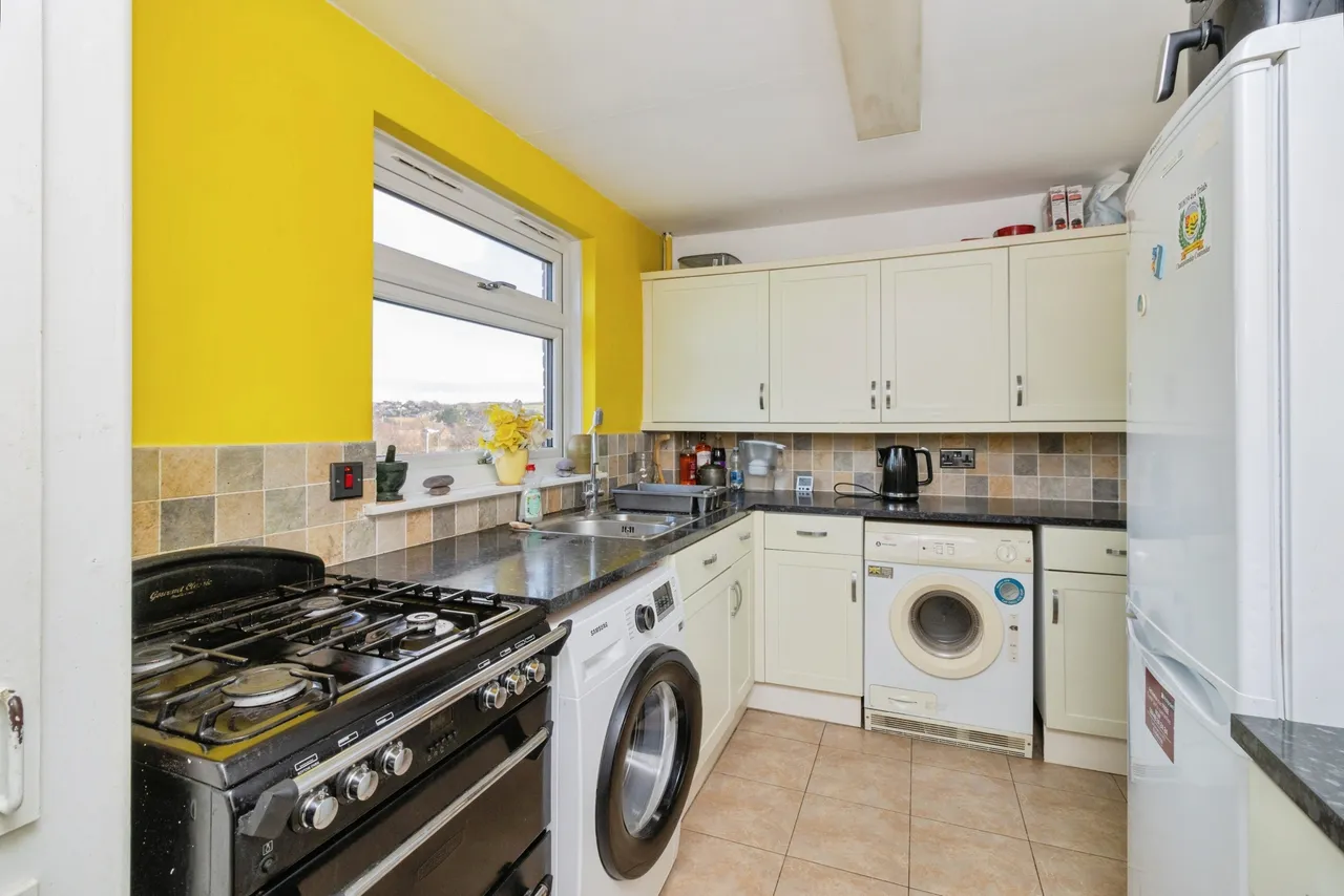 Alexandra Road, Bridport, DT6, photo 5