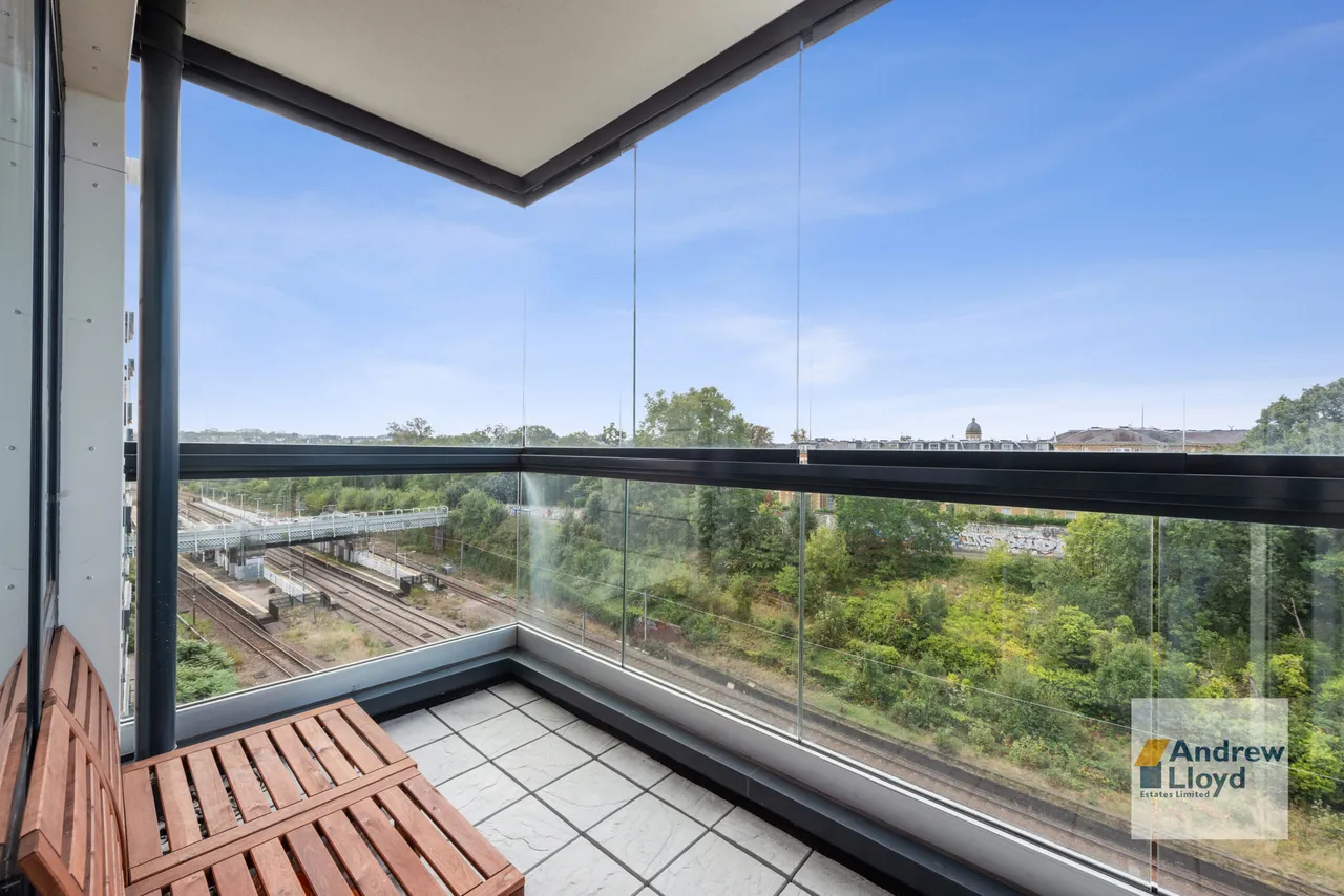 Station Road, New Southgate, London, N11 1QH, photo 7