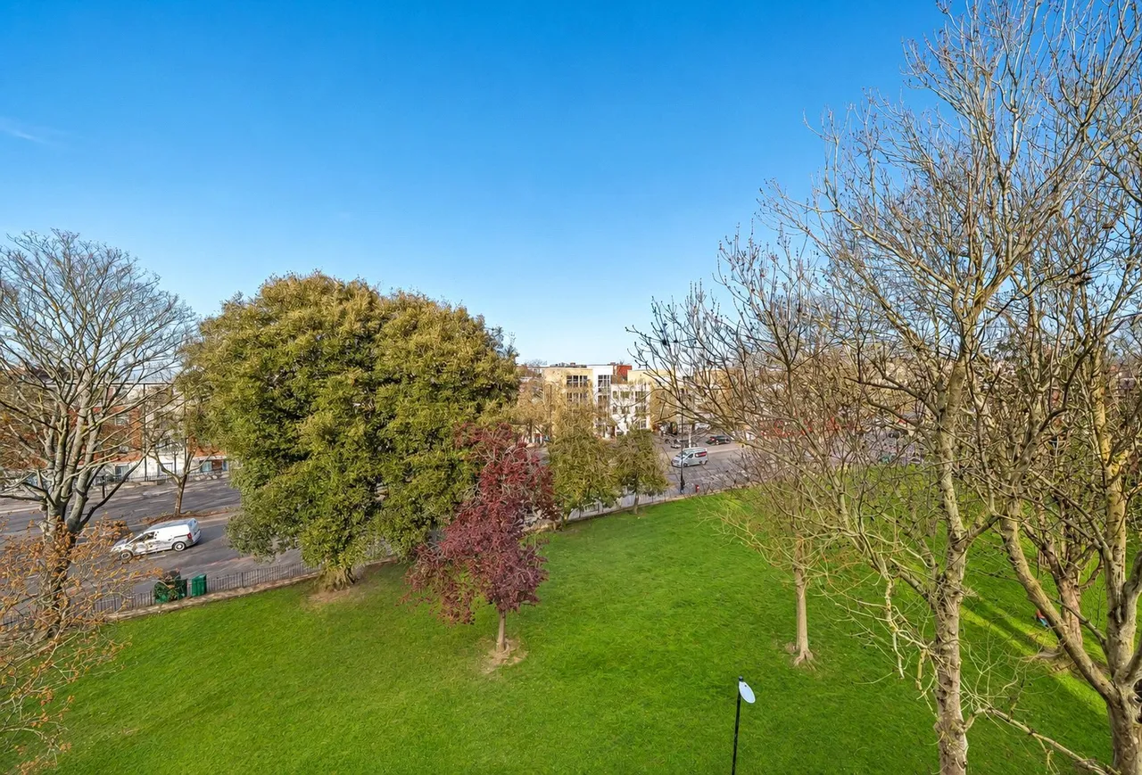 Perry House, Tierney Road, SW2 4QU, photo 2