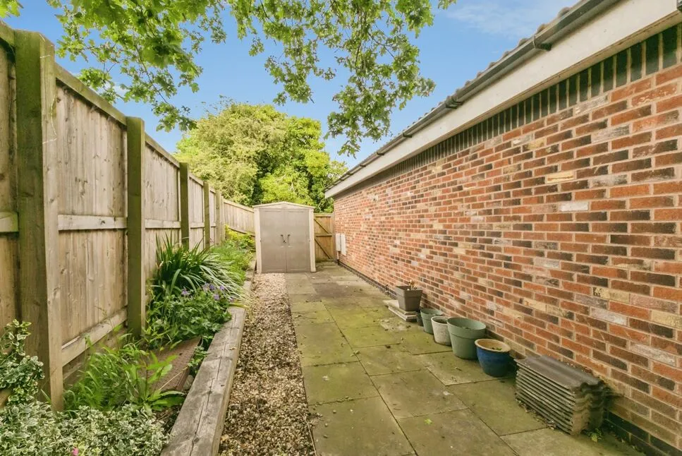 Broxton Avenue, Middlewich, CW10, photo 22