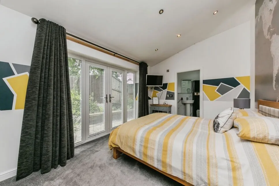 Broxton Avenue, Middlewich, CW10, photo 6