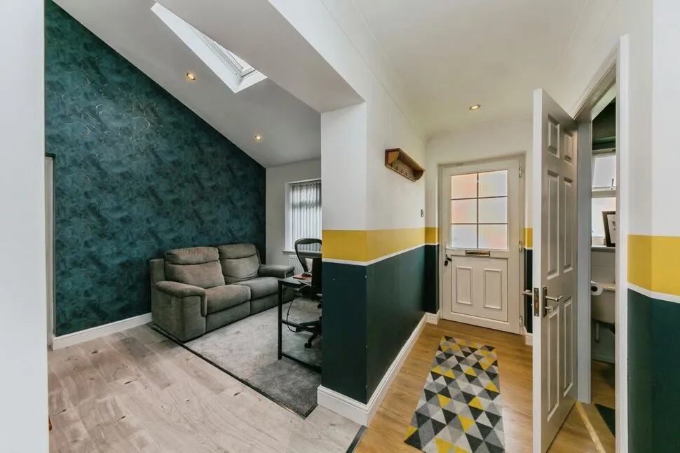 Broxton Avenue, Middlewich, CW10, photo 5