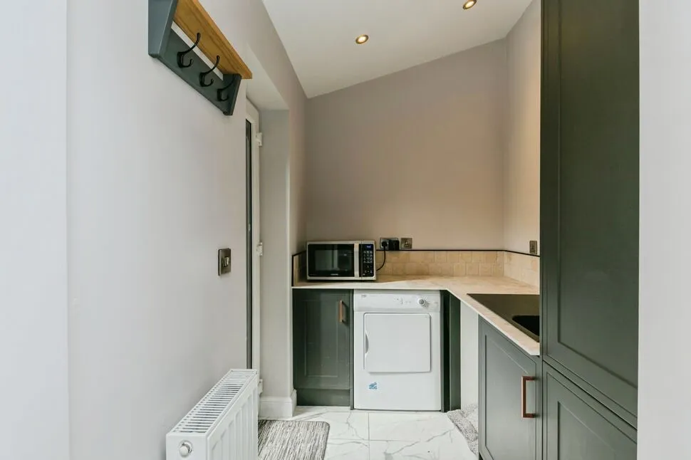 Broxton Avenue, Middlewich, CW10, photo 14