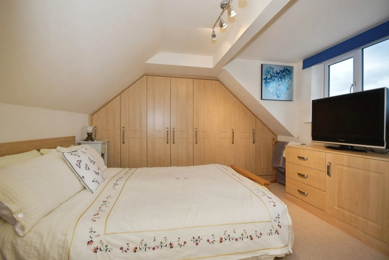 Nethermoor Road, Wingerworth, Chesterfield, Derbyshire, S42, photo 13