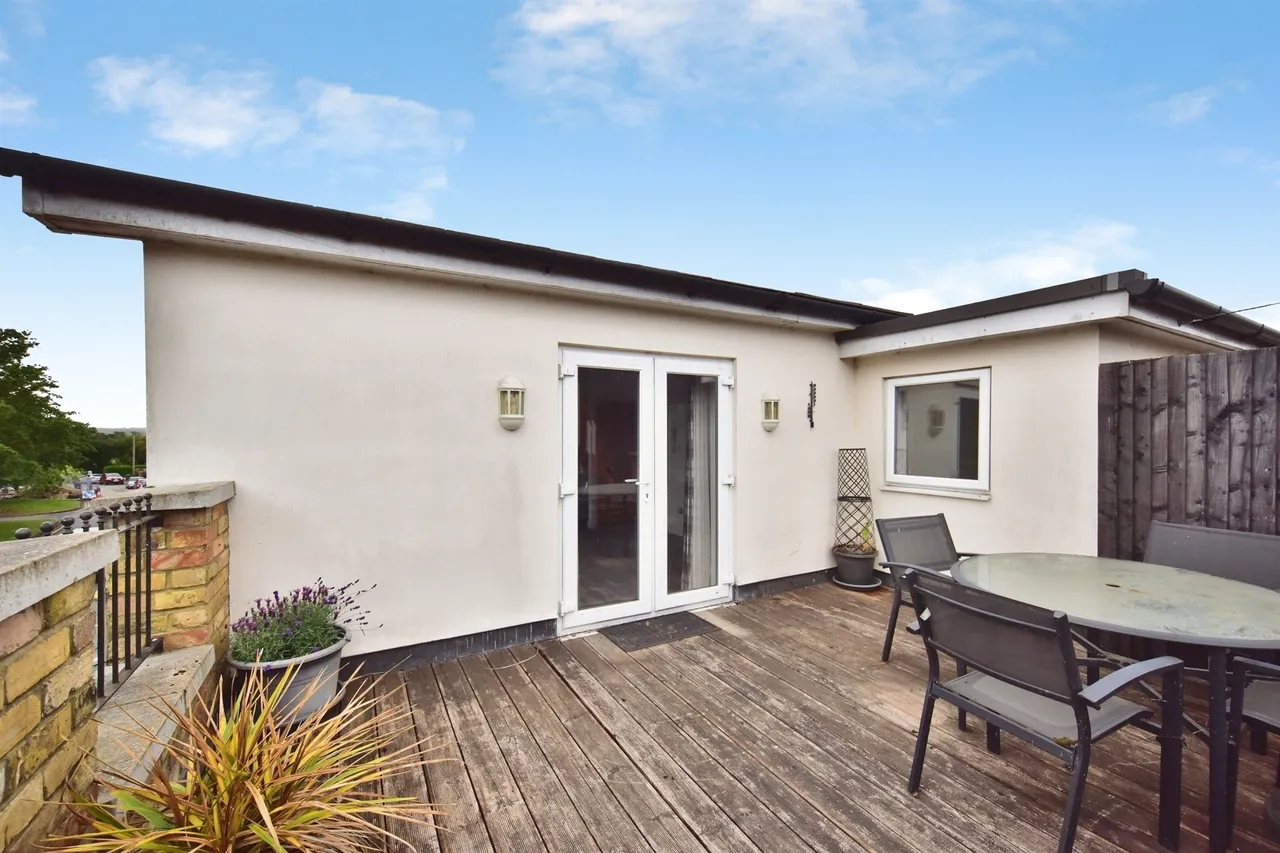 Bull Lane, Eccles, ME20, photo 2