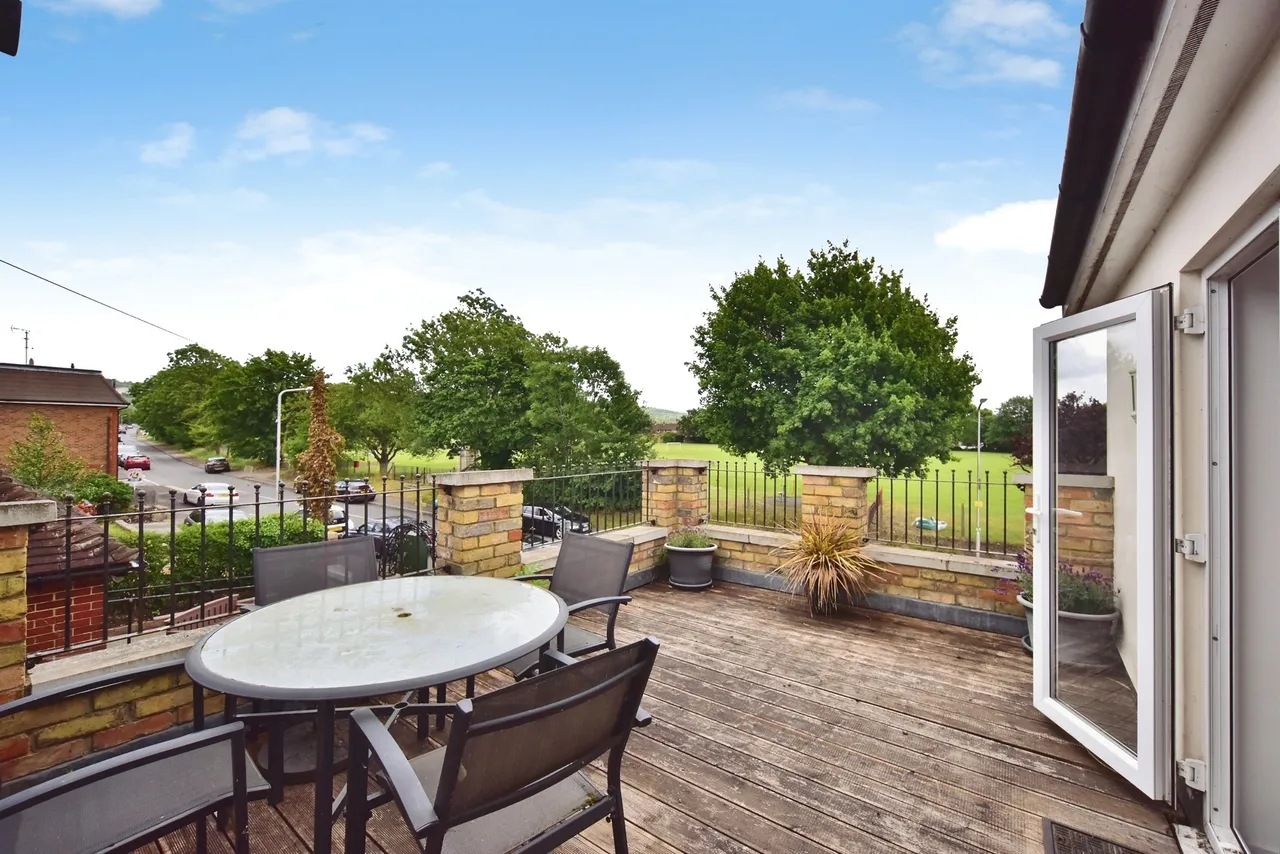 1 bed flat for sale, Bull Lane, Eccles, ME20