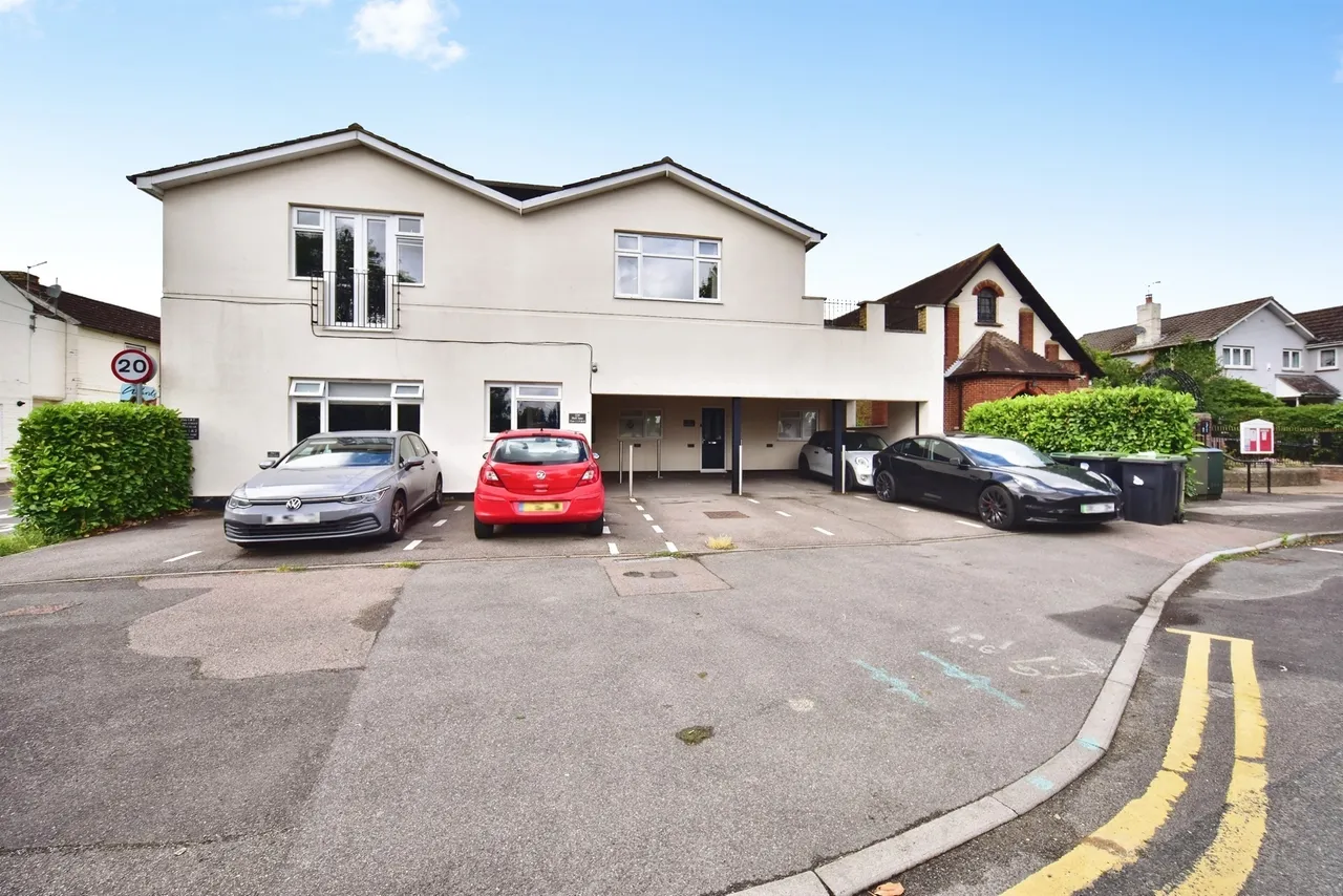 Bull Lane, Eccles, ME20, photo 14